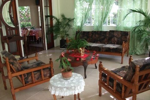 Heath’s Bed and Breakfast accommodation in trinidad
