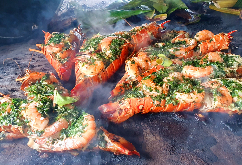 dukcys Food to eat in Trinidad