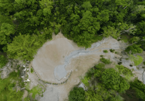 L'eau Michel Mud Volcano