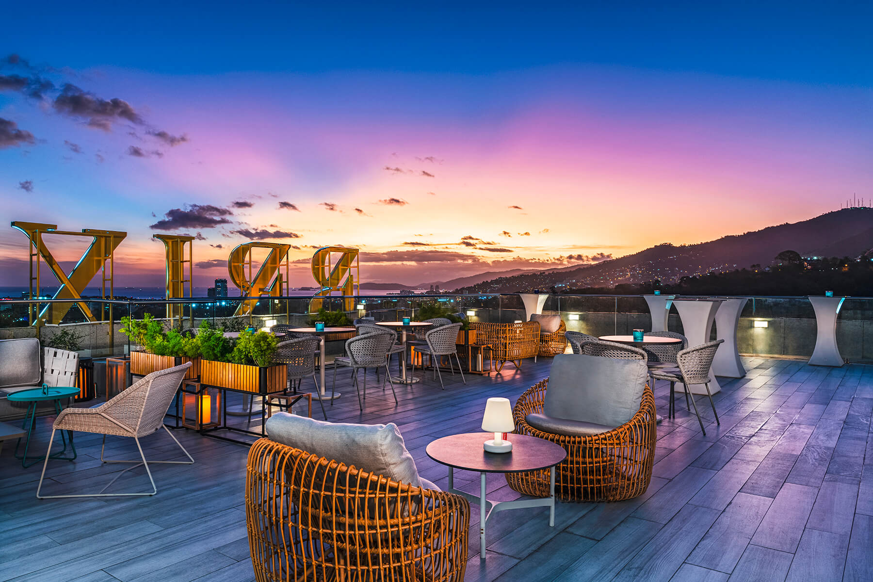 Sugar High Rooftop Bar at The BRIX Autograph Collection - Hotel in Port of Spain, Trinidad